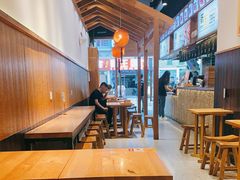 大堂-呼啦面馆·头牌豌杂面(爱琴海店)