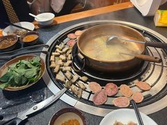 -阿山卓·野生菌火锅·纳西火塘烤肉