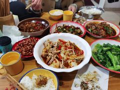 -老三样·美食研究中心(世贸路店)