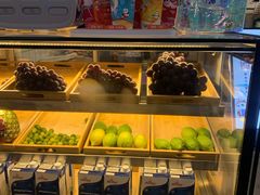 面包甜点陈列柜-茶百道(新城市广场店)