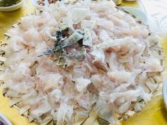 -官塘陈记鱼生·潮汕砂锅粥·牛肉火锅(潮枫路总店)