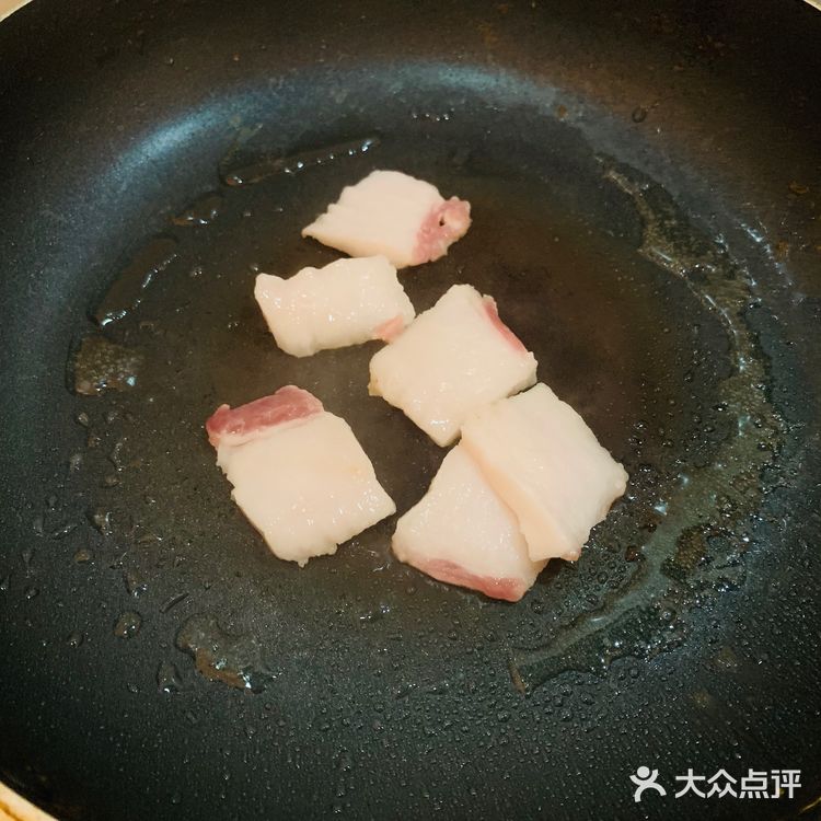 家常美味快手菜-土豆丝炒肉片