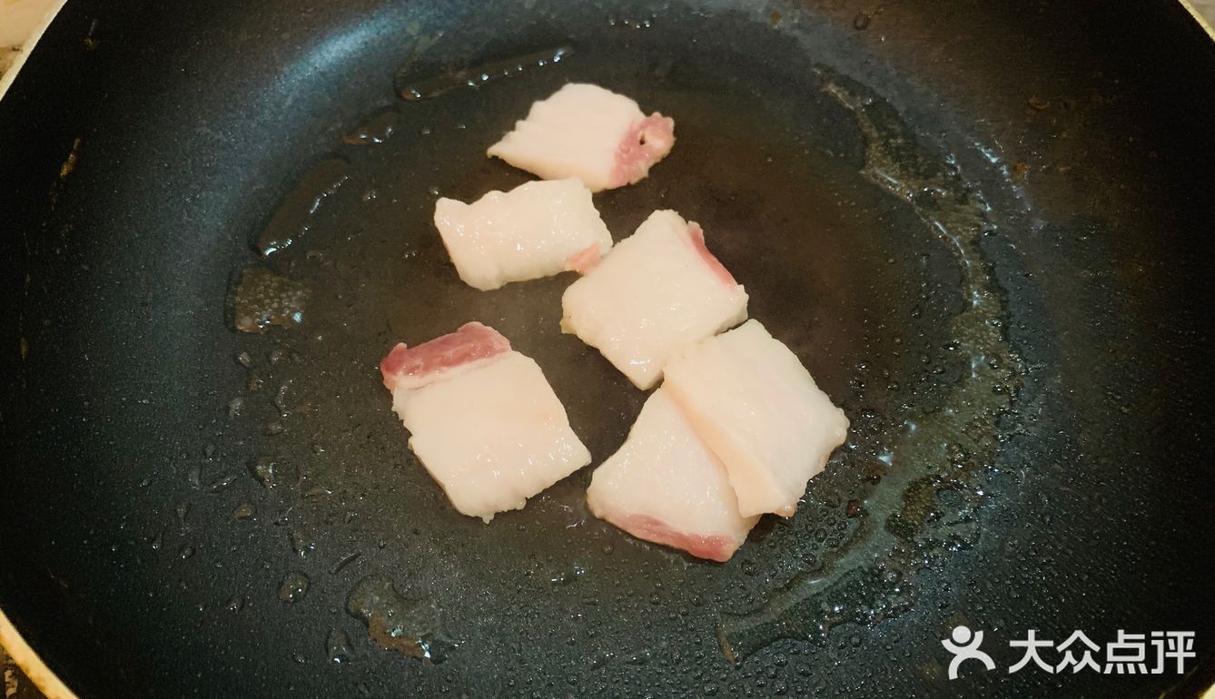 家常美味快手菜-土豆丝炒肉片