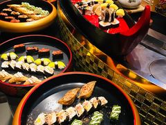 -四海一家自助餐(益田假日广场店)