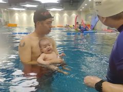 -蓝旗亲子游泳(范湖万达广场店)