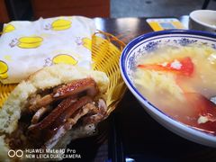 -生活本该如此北京小馆(周庄嘉园店)