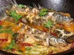 当地的野生鱼-临江米莉莎饭店
