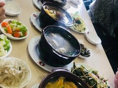 -闫家驴肉老店(华电一校店)