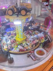 -Fang Fang Monkey·方方猴(国瑞购物中心店)