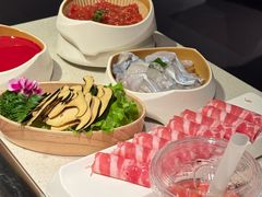 -海底捞火锅鲜切牛肉主题店(长寿路店)