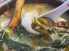 -周鱼小馆石锅酸菜鱼(活力汇店)