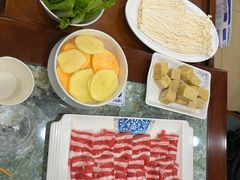 -楼外楼大刀肉传统火锅(西安大路店)