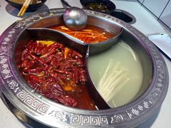 -钢管厂五区小郡肝串串香火锅(人民广场店)