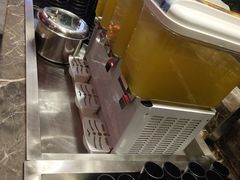 -沸炉重庆老火锅(军事博物馆店)