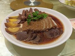 -新加坡泰园村酒楼直营(新华路店)
