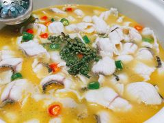青花椒味砂锅鱼-青花椒花椒鱼(合生汇店)