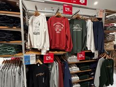 -优衣库(广州天河领展广场店)