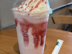 -星巴克(青岛火车北站候车大厅店)