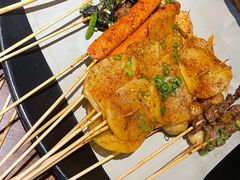 -何师烧烤Pro ·江湖川菜·小龙虾·精酿(太古里旗舰店)