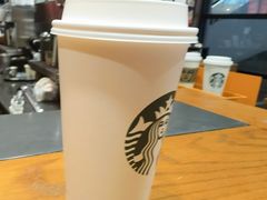 -星巴克(上海虹桥新天地二店)