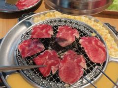-青瓦炭韩潮烤肉(花园道店)