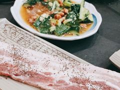 -七甲山烤肉(长白山奇石山珍根艺一条街店)