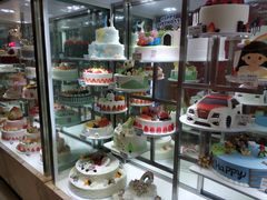 面包甜点陈列柜-恩朵烘焙坊(金街总店)