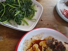 -老鼎万春卤菜(五代传承创始老店)