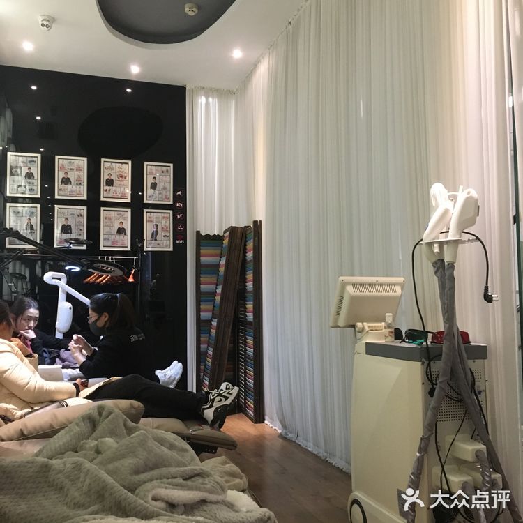 [礼花][胜利]它家很棒！