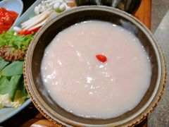 -老牌坊云南鱼豆花火锅(哈西万达店)