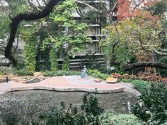 -香港大学