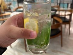 -东方红海鲜百汇(国际大厦店)