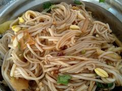 海南粉-美兰春记食店·龙舌坡红烧牛肉