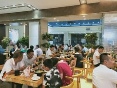 大堂-杨记清芳牛肉拉面(京广路店)