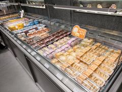 -好利来(上海虹桥新天地Lab主题店)