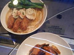 -彗星餐厅(香港迪士尼乐园)