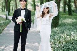 -易摄影婚纱摄影工作室