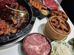 -卤校长老火锅(杨家坪直营店)