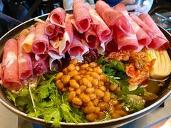 部队锅-MI WU FACTORY米屋美食工厂餐厅(绿地店)