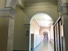-香港大学