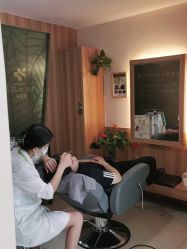 -丝客富脱发养发头皮馆