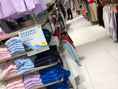 -优衣库(北京万柳华联购物中心店)