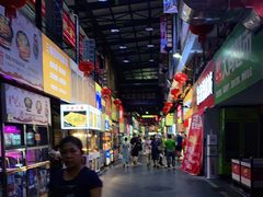 -海口骑楼小吃街