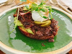 慢煮牛肉温泉蛋吐司-O'mills Sourdough Bakery&Bistro(永嘉路店)