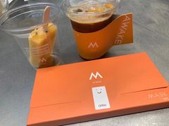 -M Stand(上海人民广场来福士店)