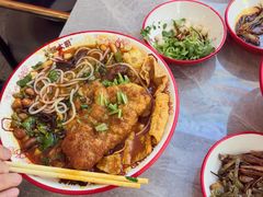 -柳大厨螺蛳粉(人民路总店)
