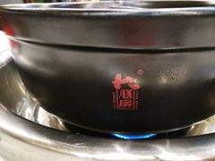 -钢管厂五区小郡肝串串香(蜀都万达店)