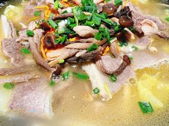 -乡土特色.冷锅鱼.牦牛肉汤锅