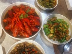-龙巢盱眙龙虾·牛蛙·烧烤宵夜(八卦岭店)