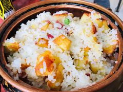 -姚记抚仙湖石锅鱼庄